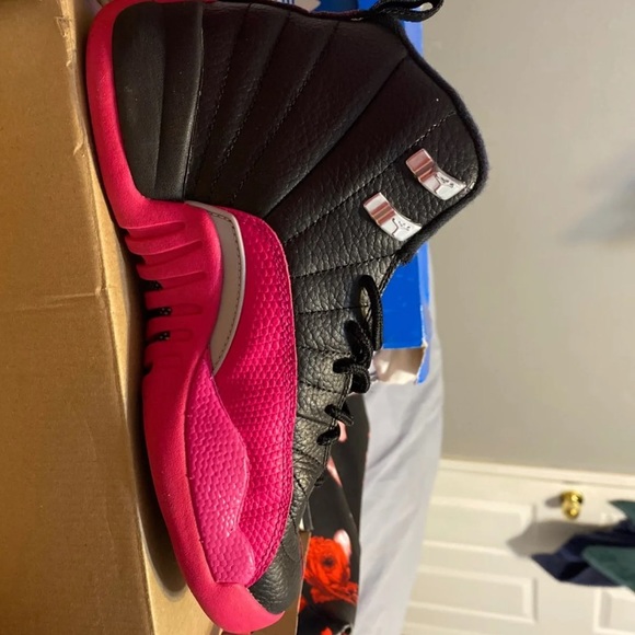 Jordan 12s - Picture 2 of 4